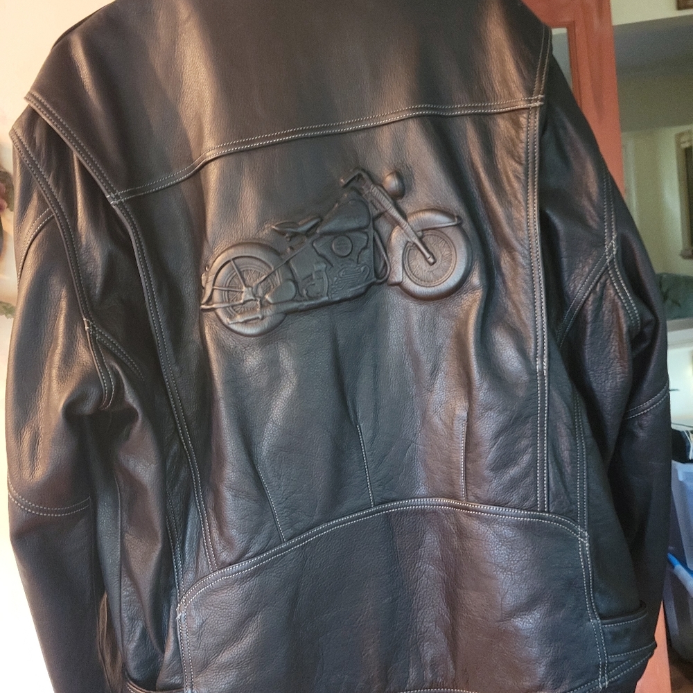 Like new harley davidson jacket mens 2xl